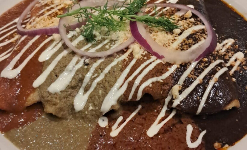 Enchiladas Poblanas De Varios Moles TurismodeMexico
